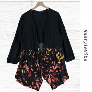 TORRID Women’s Size 2X Cardigan Knit Topper Open Front Floral Handkerchief Hem